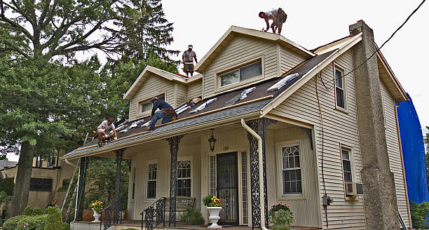 Roof Gutter Cleaning in Hewlett Harbor, NY